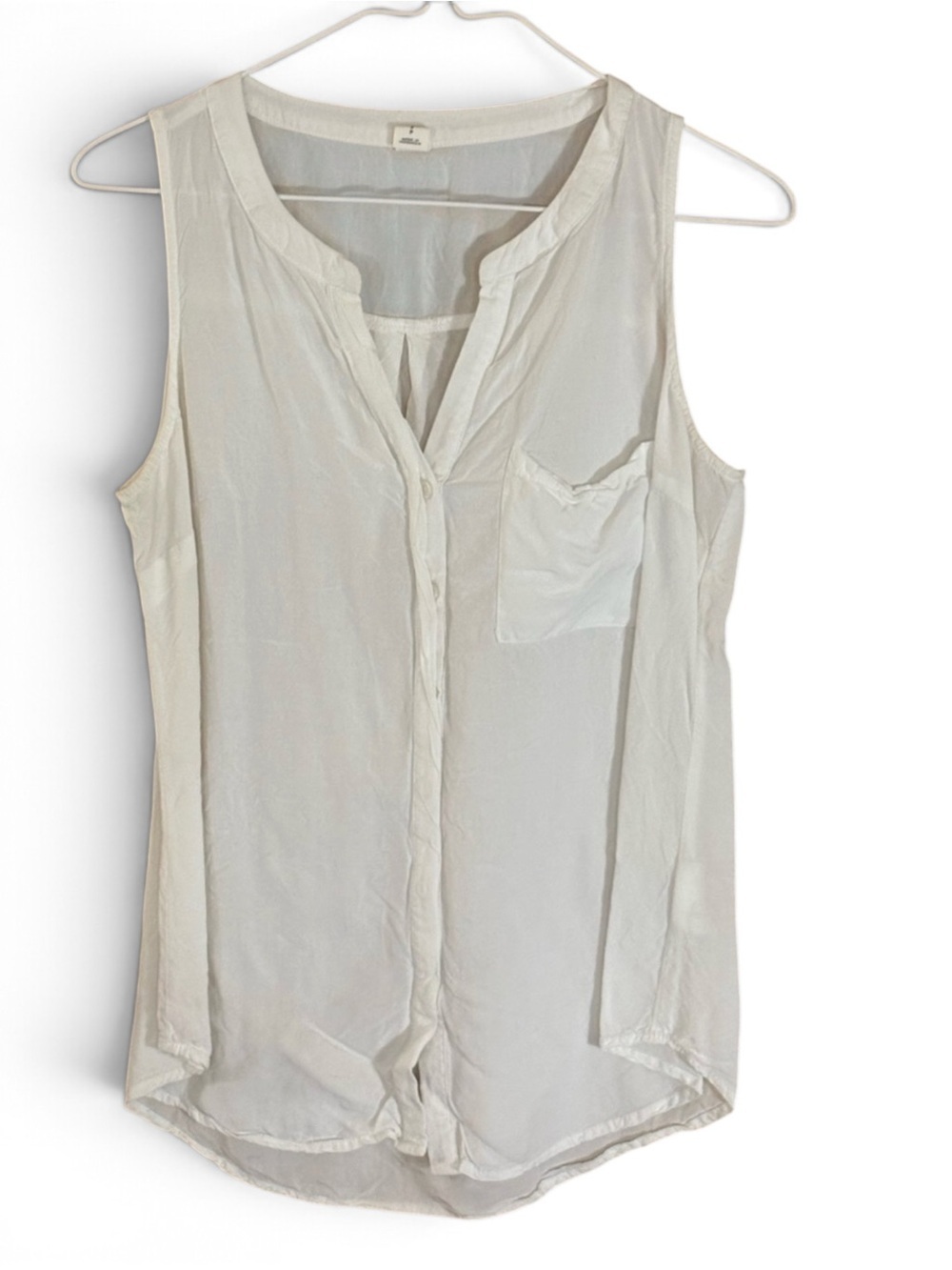 Old Navy Sleeveless White Button-Up Tank Blouse